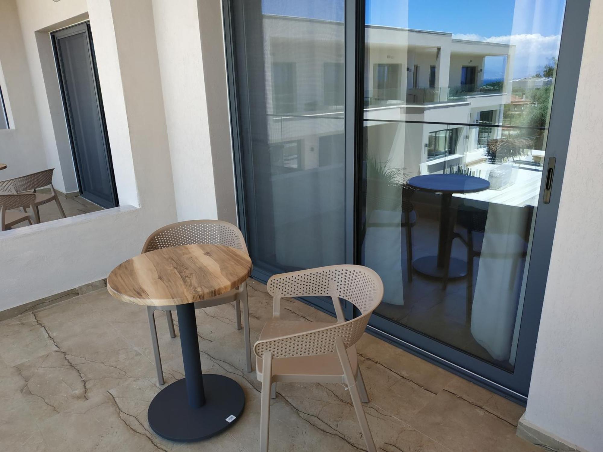 Rachoni Amazing Rooms And Maisonettes Skala Rachoni  ภายนอก รูปภาพ